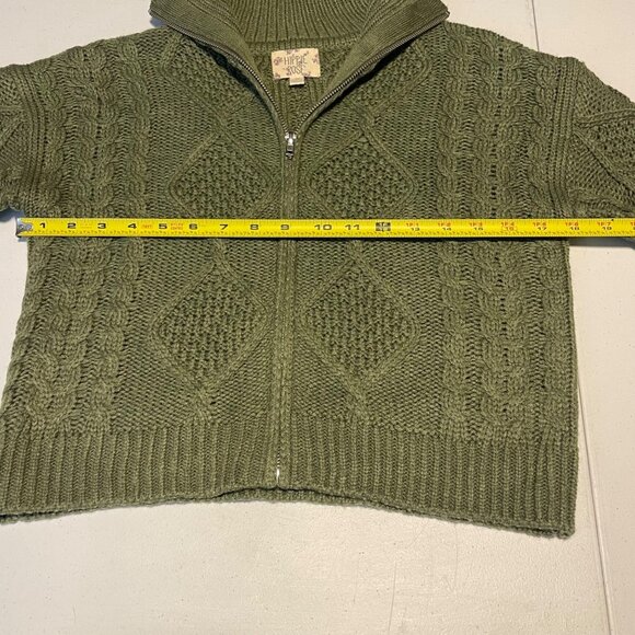 Olive Green Cropped Cable Knit Sweater With Diamond Pattern & Full Zipper - Picture 6 of 10